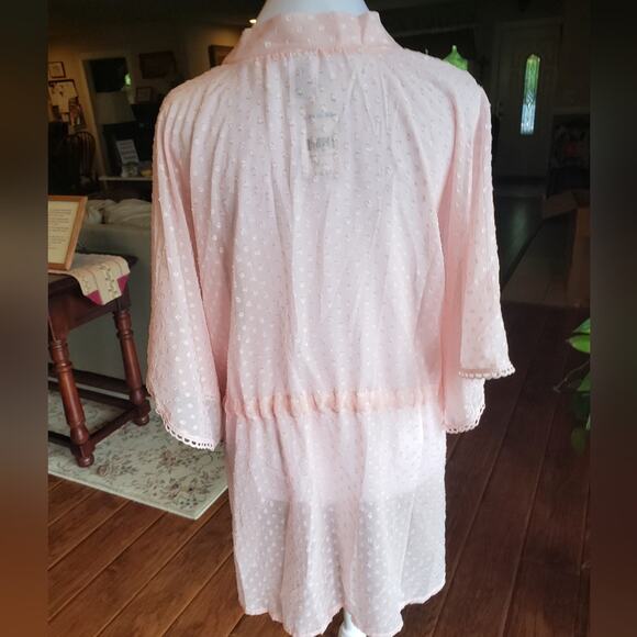 Time and True L/XL pink and white soft and comfy - Picture 2 of 6